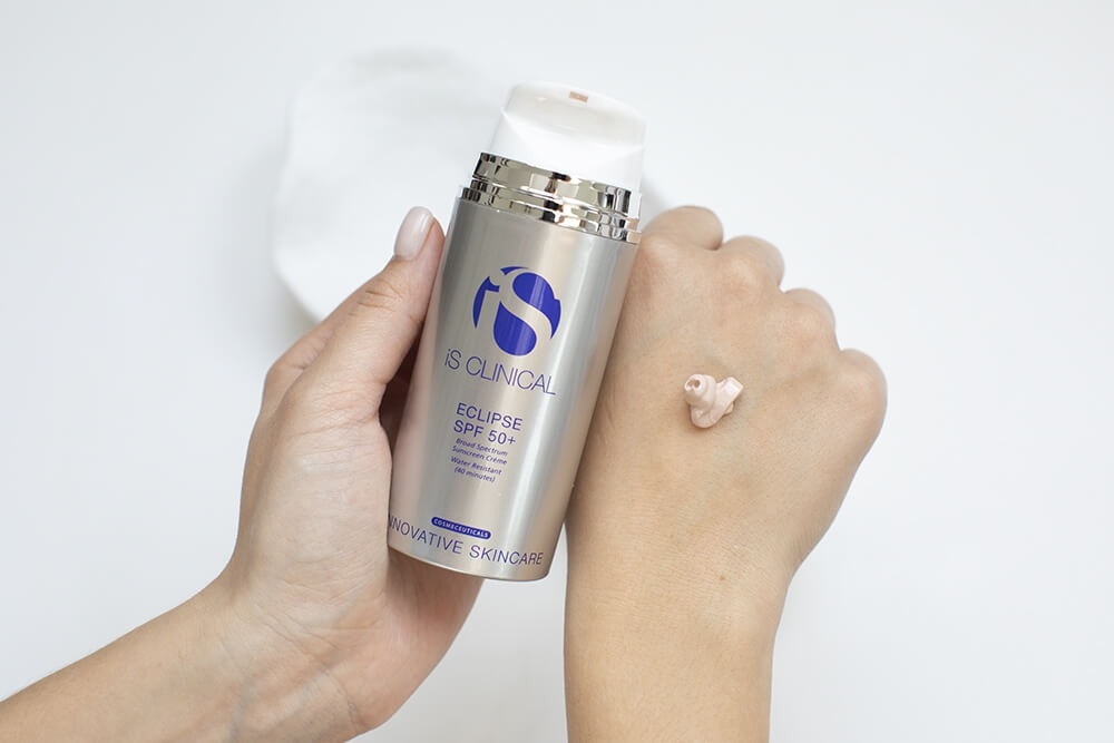 iS Clinical Eclipse SPF 50 Beige Krem ochronny beżowy 100 g