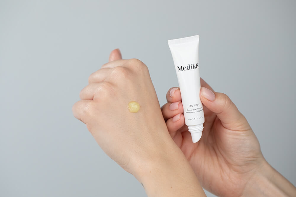 Medik8 Mutiny Balsam do ust na bazie skwalanu 15 ml