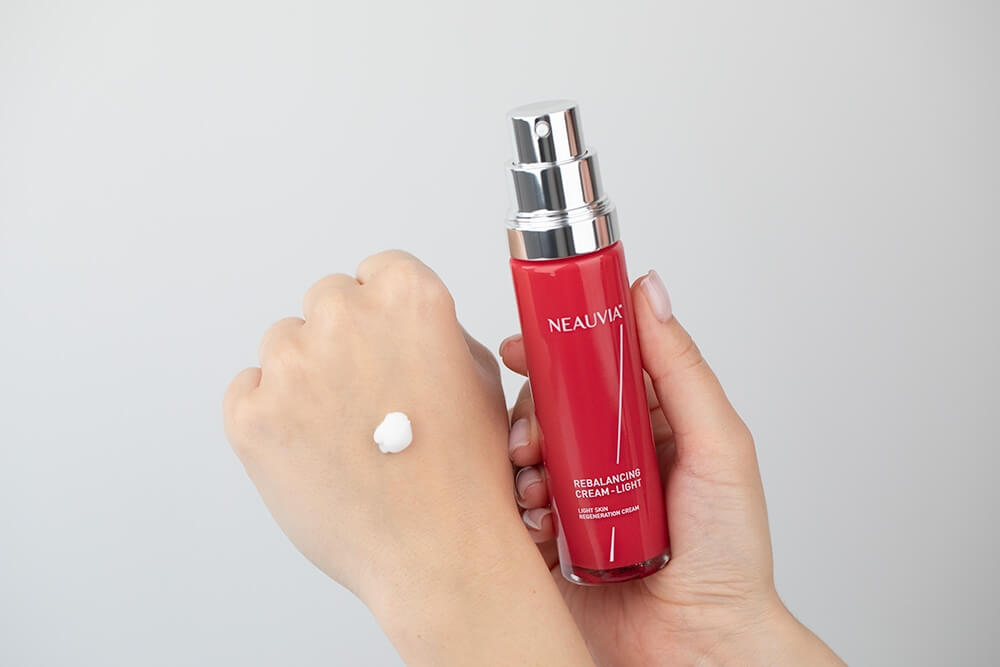 Neauvia Rebalancing Cream Light Krem pielęgnacyjny o działaniu przeciwzapalnym i regenerującym 50 g