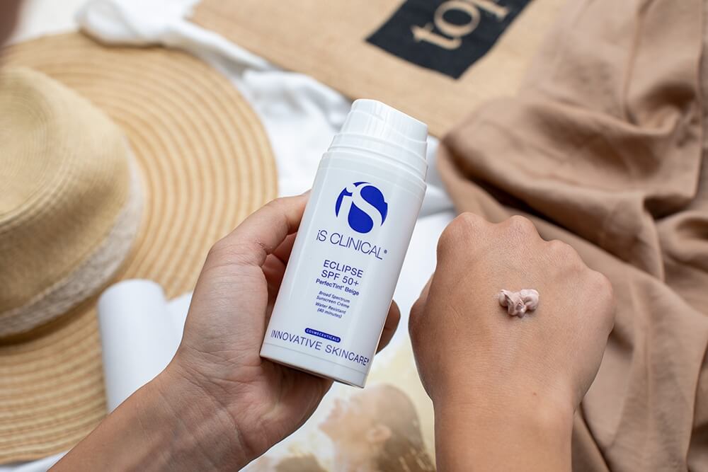 iS Clinical Eclipse SPF 50 Beige Krem ochronny beżowy 100 g