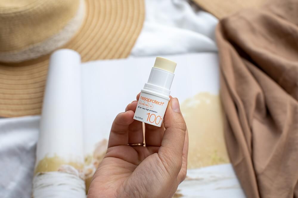 Mesoestetic Mesoprotech Sun Protective Repairing Stick Ochronny sztyft przeciwsłoneczny SPF50+ 4,5 g