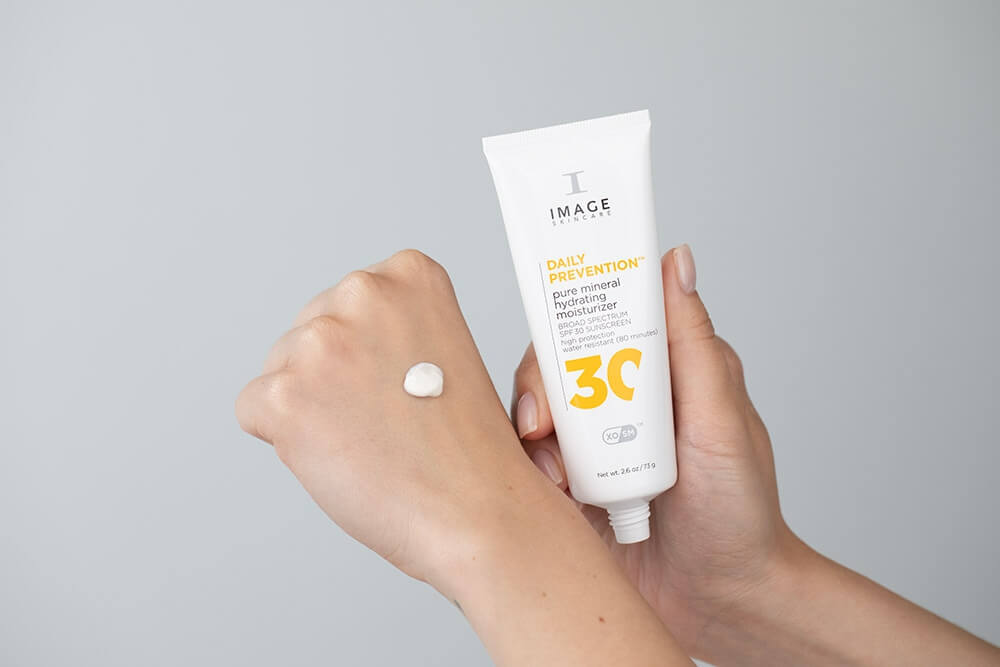 Image Skincare Pure Mineral Hydrating Moisturizer SPF 30 Lekki, nawilżający, mineralny krem ochronny 73 g