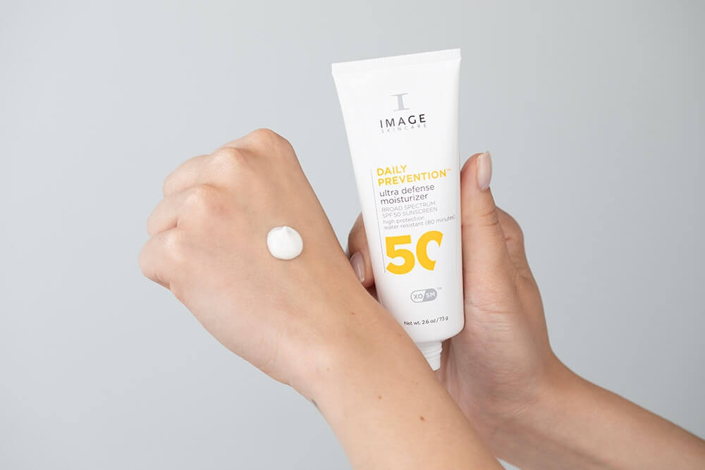 Image Skincare Ultra Defense Moisturizer SPF 50 Krem z najwyższym faktorem ochronnym, również dla cer wrażliwych 73 g