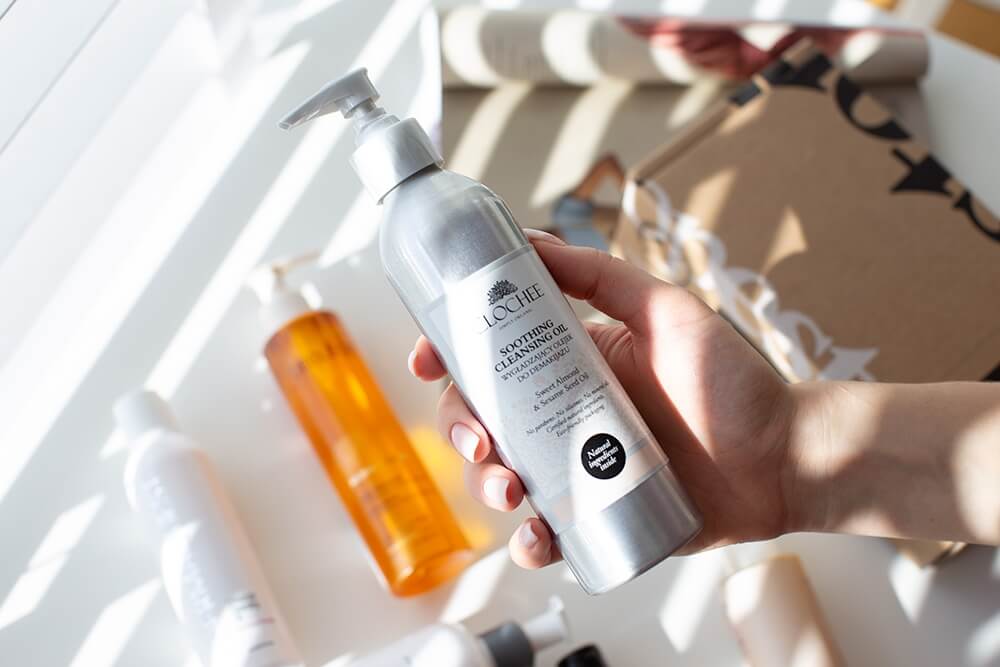 Clochee Soothing Cleansing Oil Wygładzający olejek do mycia twarzy i demakijażu 250 ml