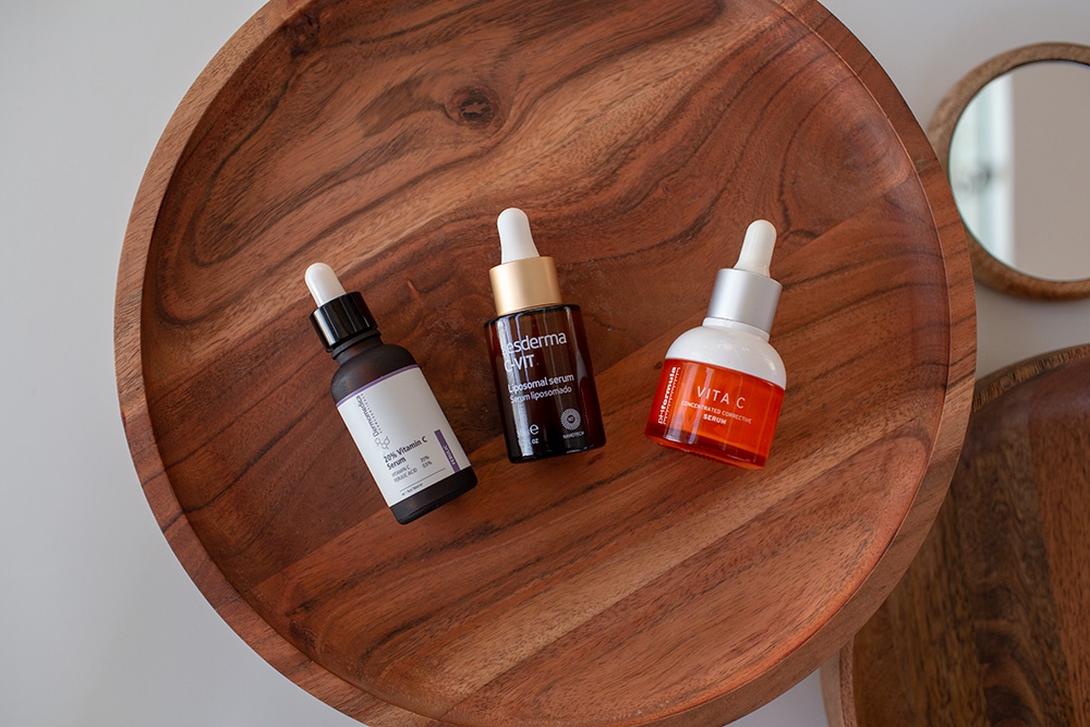 Dermomedica 20% Vitamin C Serum Serum z witaminą C 20%, Argireliną® i kwasem ferulowym 30mlpHformula Vita C Serum Aktywne serum na bazie witaminy C 30 mlSesderma C-VIT Liposomal Serum Serum liposomowe 30 ml