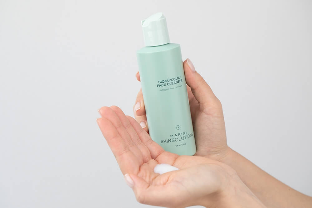 Jan Marini Bioglycolic® Face Cleanser Emulsja do mycia skóry twarzy z kwasem glikolowym 178 ml