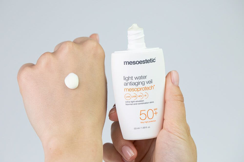 Mesoestetic Mesoprotech Light Water Antiaging Veil SPF 50+ Ultralekki fluid anti-aging SPF50+ 50 ml