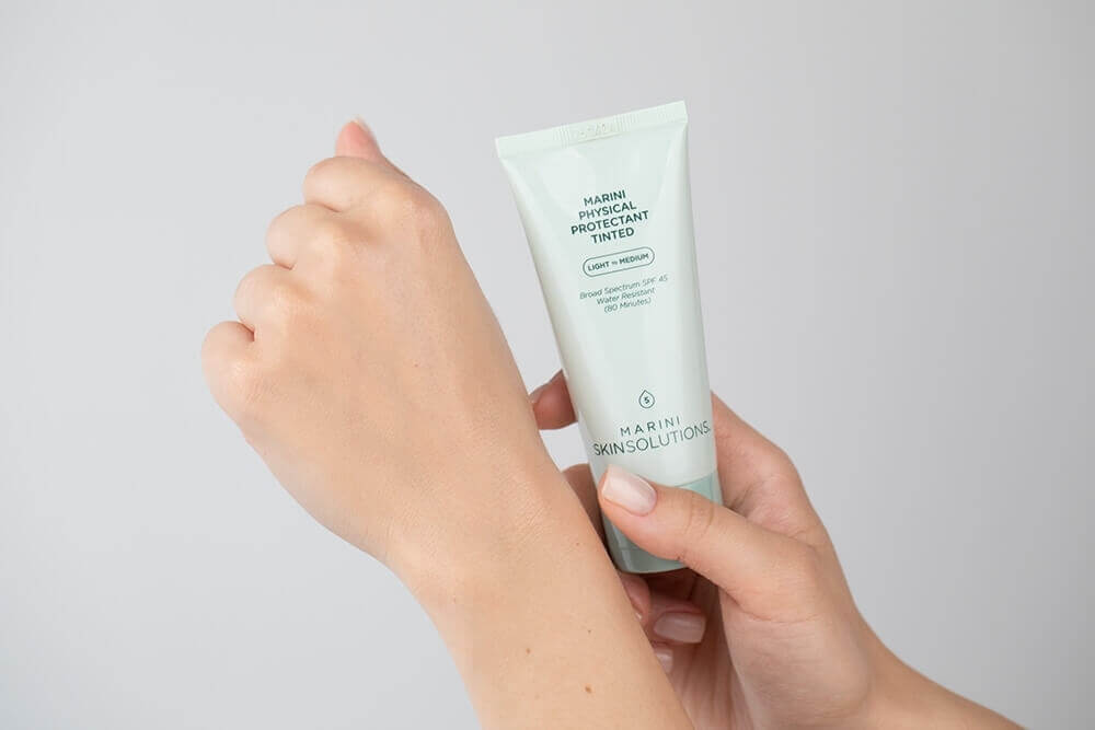 Jan Marini Marini Physical Protectant Tinted SPF 45 Light To Medium Krem ochronny koloryzujący (kolor średni) 57 g