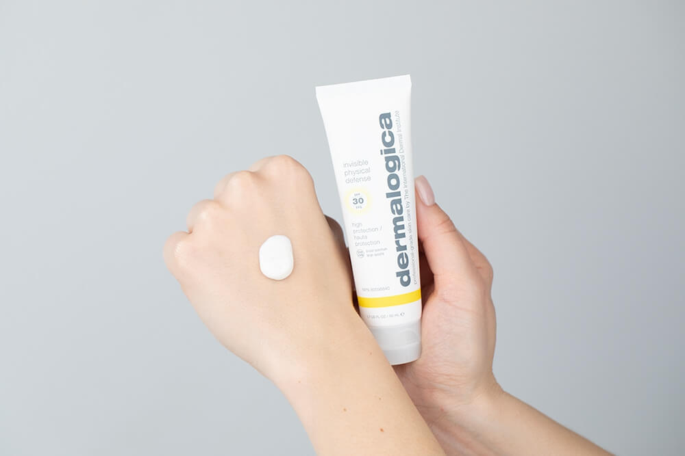 Dermalogica Invisible Physical Defense SPF 30 Lekki ochronny krem z filtrem fizycznym 50 ml