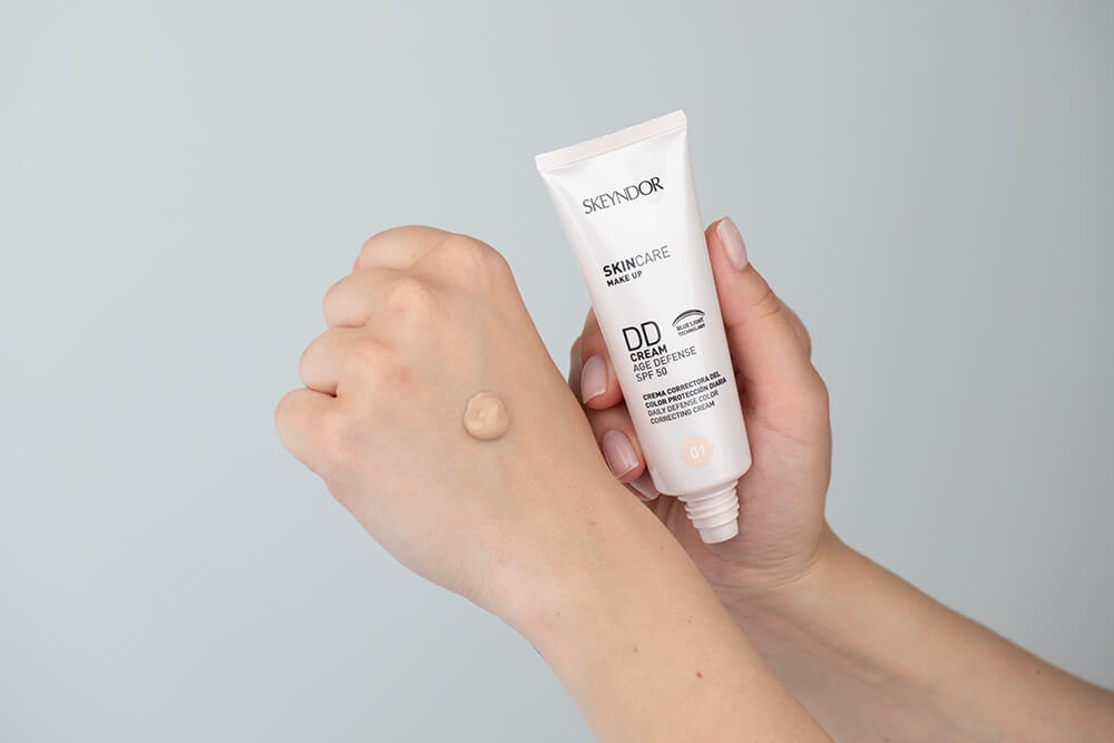 Skeyndor DD Cream SPF 50 Krem DD (kolor 01) 40 ml
