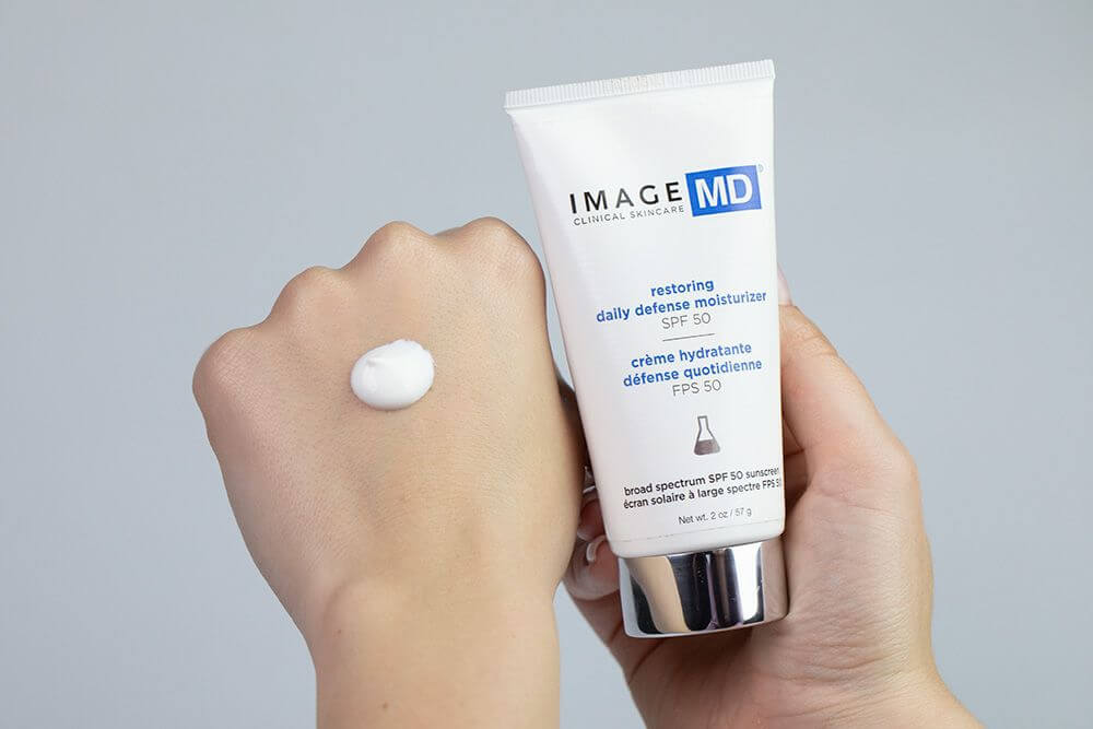 Image Skincare Restoring Daily Defense Moisturizer SPF 50 Krem ochronno-nawilżający 57 g