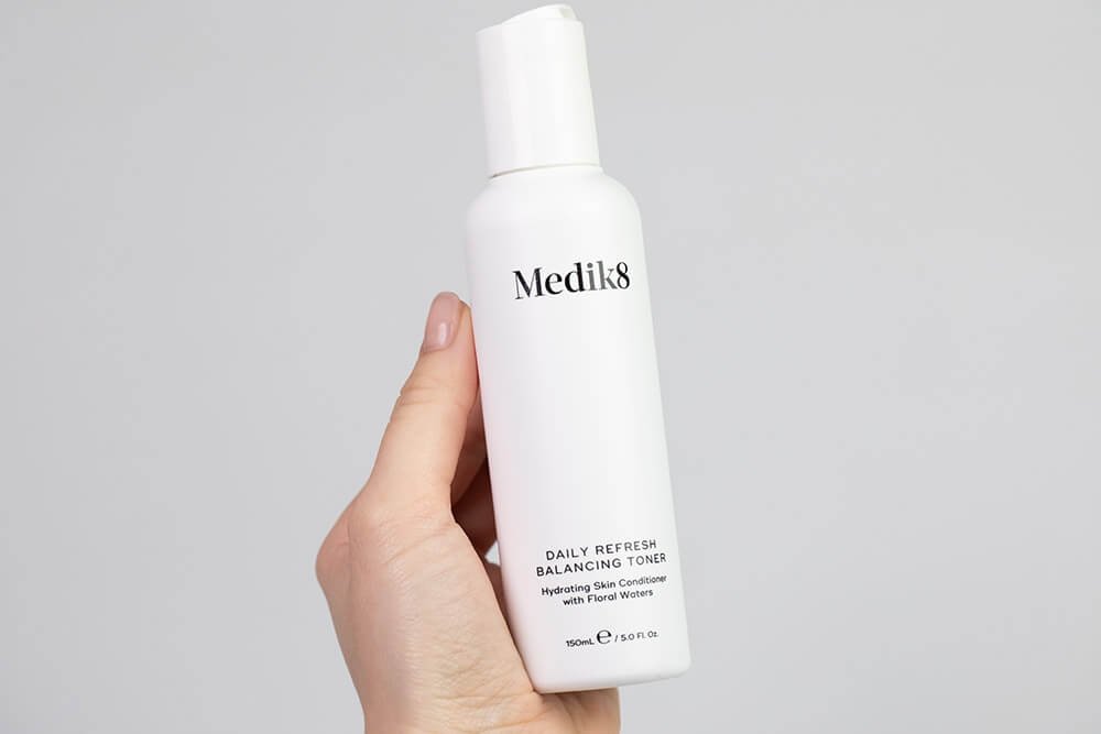 Medik8 Daily Refresh Balancing Toner Nawadniający tonik bez zawartości alkoholu 150 ml