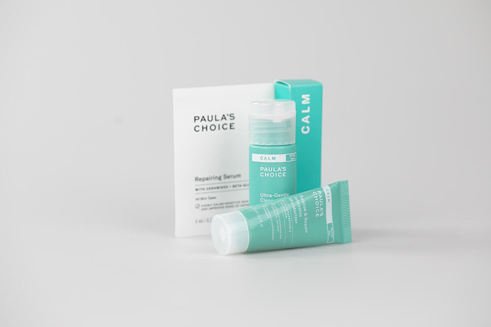 Paulas Choice New Calm Sensitive Travel Set ZESTAW Bardzo delikatny żel myjący 30 ml + Krem nawilżający na noc do skóry suchej 15 ml + Serum naprawcze z ceramidami i beta glucan 5 ml