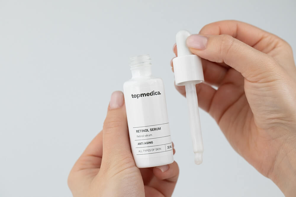 topmedica Retinol Serum Serum przeciwstarzeniowe z 2,5% retinolem w liposomach 30 ml