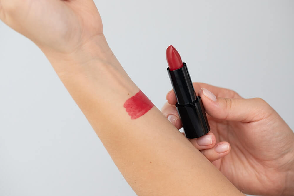 RVB LAB Make Up Hydra Boost Creamy Lipstick Nawilżająca pomadka (nr 54 Big Mistake) 3,5 g