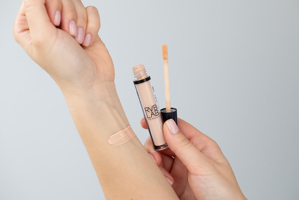 RVB LAB Make Up HD Lifting Effect Concealer Korektor z efektem liftingu (nr 11) 3 ml
