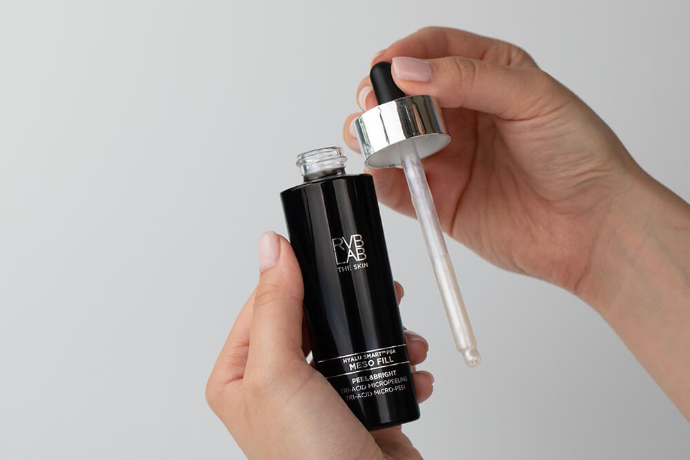 RVB LAB Make Up Tri Acid Micro Peel Kwasowy koncentrat rozjaśniający 50 ml