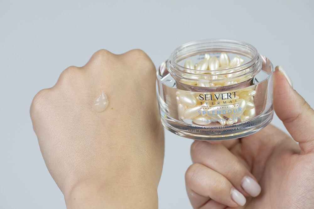 Selvert Thermal Hyaluronic and Vitamin B3 Ceramide Capsules Kapsułki ceramidowe na noc 60 kaps.