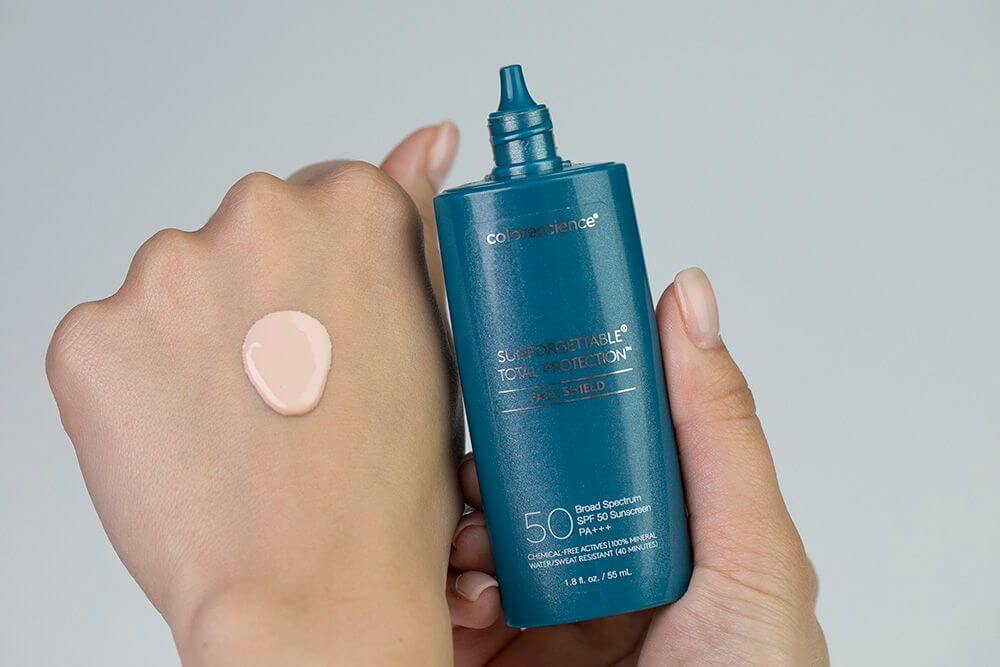 Colorescience Sunforgettable Total Protection Face Shield SPF 50 Minerały w emulsji do twarzy ( kolor Classic ) 55 ml