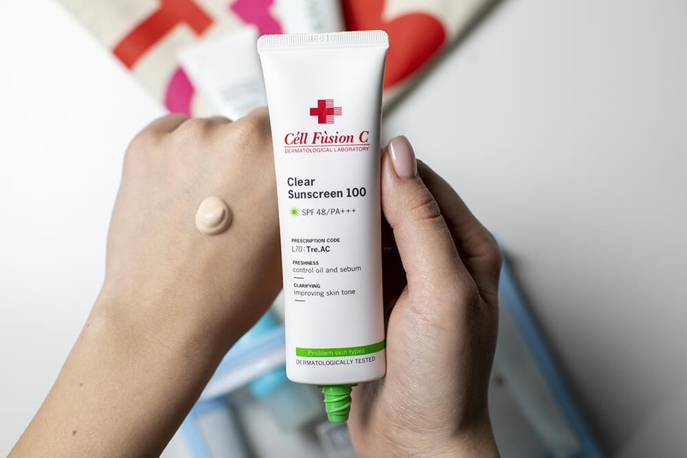 Cell Fusion C Advanced Clear Sunscreen 100 SPF 50+ PA++++ Krem przeciwsłoneczny dla skóry tłustej i problematycznej 50 ml