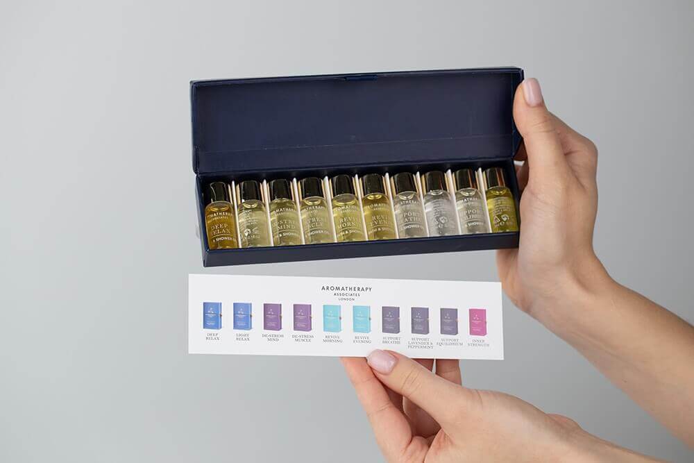Aromatherapy Associates Discovery Bath & Shower Oils Collection ZESTAW Kolekcja 10 mini-olejków do kąpieli i pod prysznic 10 x 3 ml