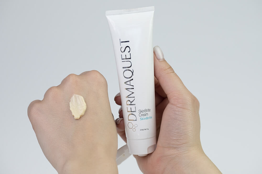 Dermaquest SkinBrite Cream Przeciwstarzeniowy krem rozjaśniająco-wybielający 57 ml