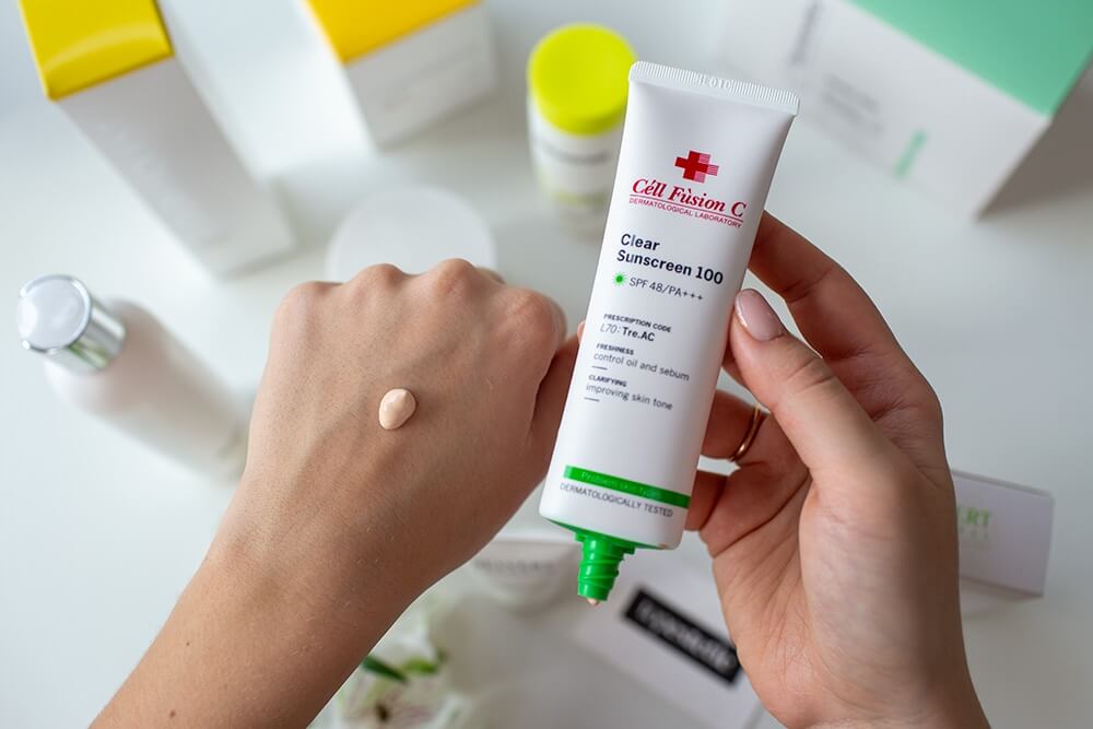 Cell Fusion C Advanced Clear Sunscreen 100 SPF 50+ PA++++ Krem przeciwsłoneczny dla skóry tłustej i problematycznej 50 ml