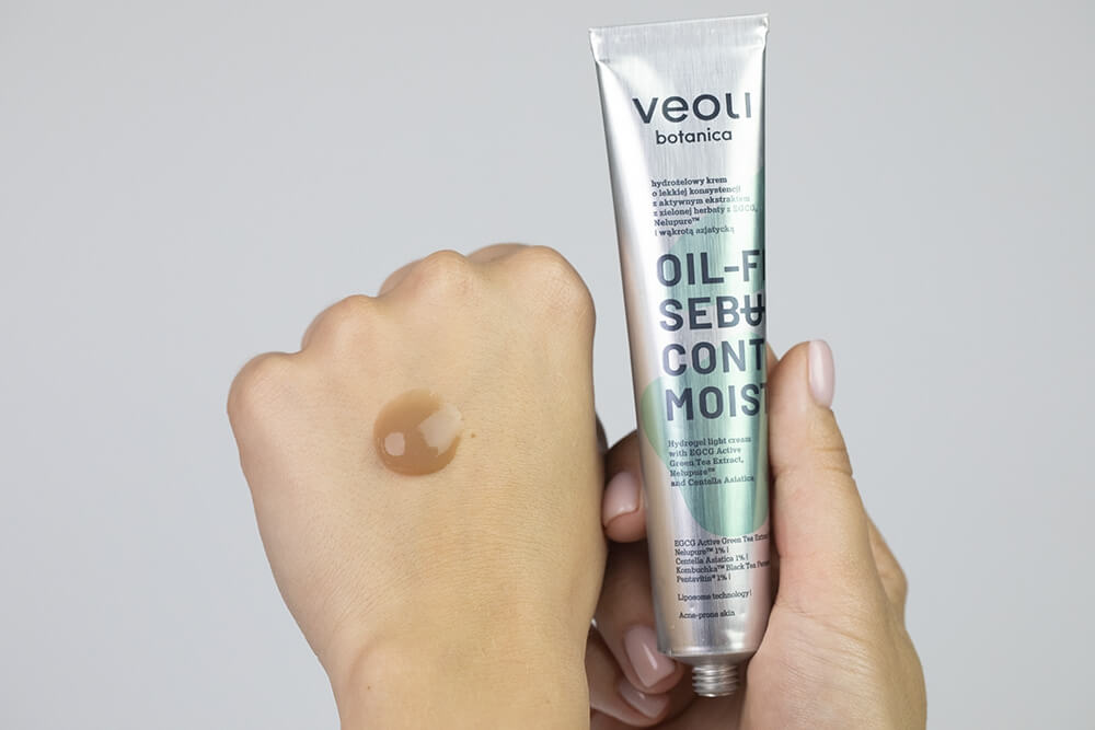 Veoli Botanica Oil-Free Sebum Control Moisturiser Hydrożelowy krem na dzień o lekkiej konsystencji 50 ml