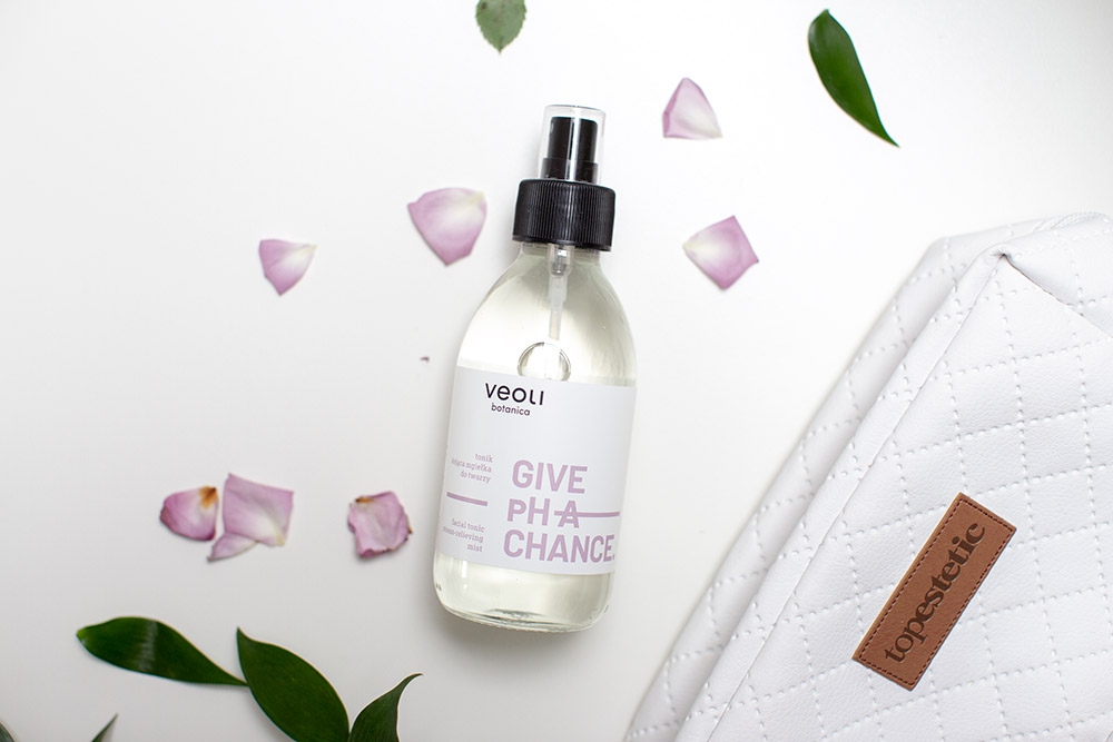 Veoli Botanica Give Ph A Chance Tonik – kojąca mgiełka do twarzy 200 ml