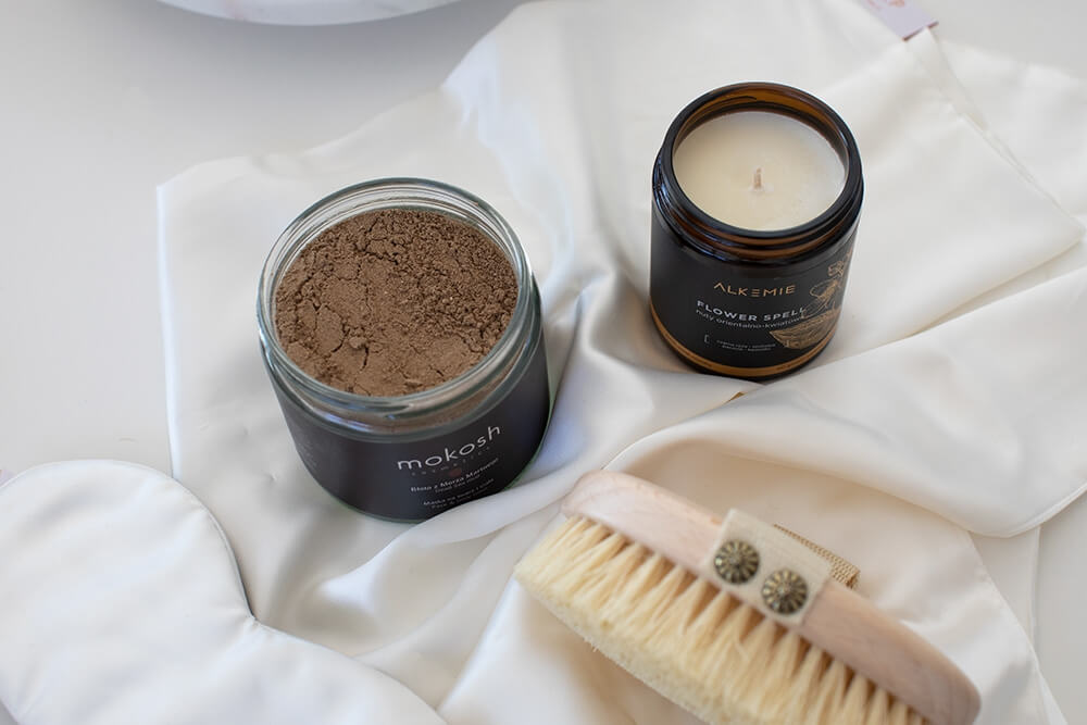 Mokosh Dead Sea Mud Face & Body Mask Błoto z morza martwego, maska na twarz i ciało 250 mlAlkmie Orient Chram Świeca sojowa 180 ml
