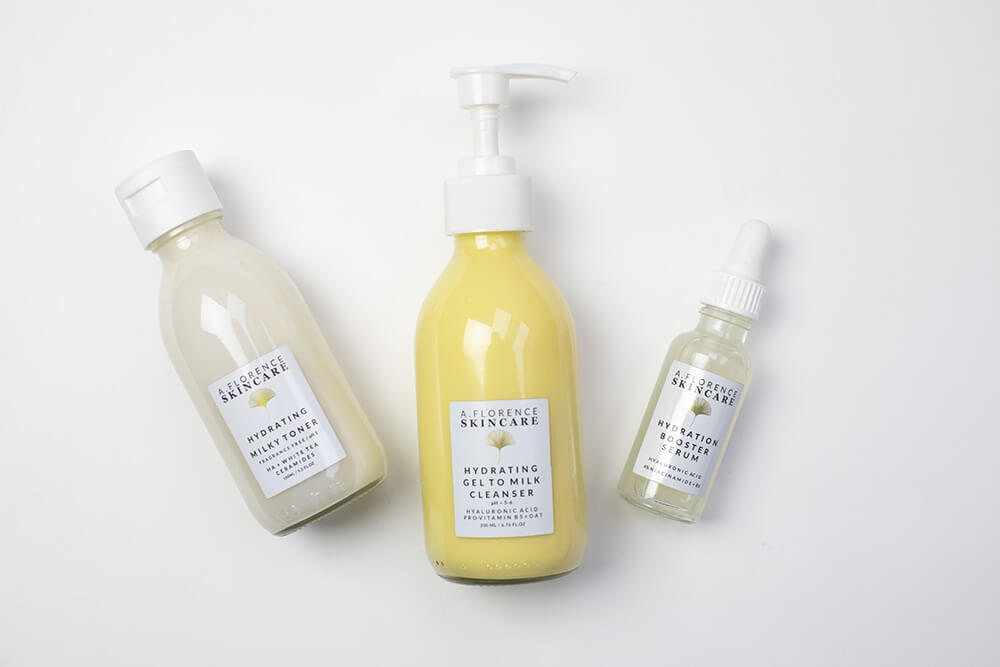 A.Florence Skincare Hydrating Milky Toner Nawilżający tonik z ceramidami i kwasem hialuronowym 150 mlA.Florence Skincare Hydrating Gel Cleanser Nawilżający żel myjący 200 mlA.Florence Skincare Hydration Booster Serum Serum nawadniające z kwasem hialuronowym 30 ml