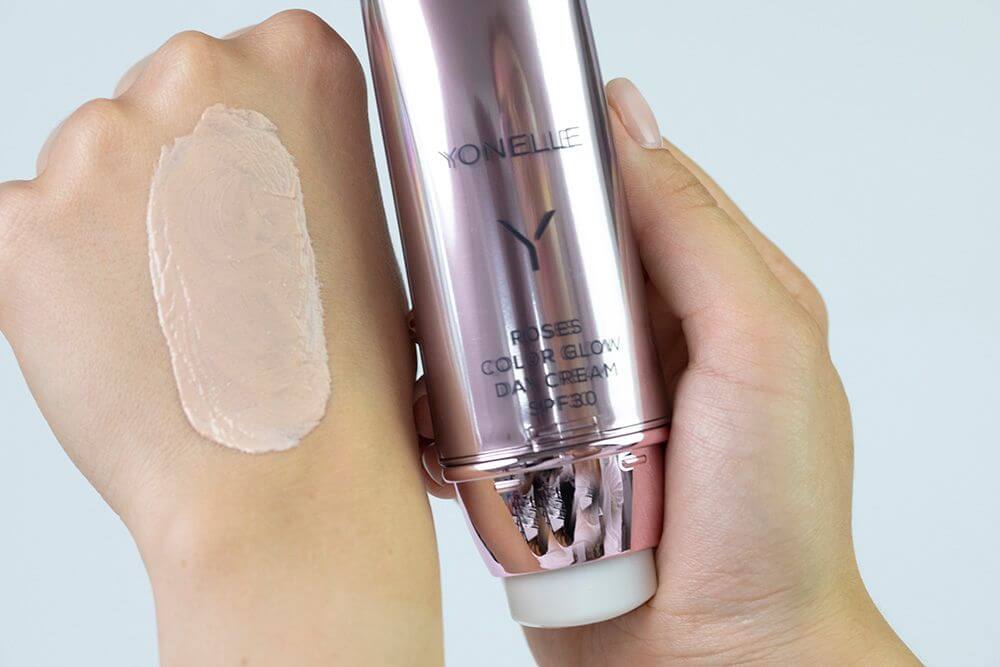 Yonelle Roses Color Glow Day Cream SPF 30 Rozświetlający krem 