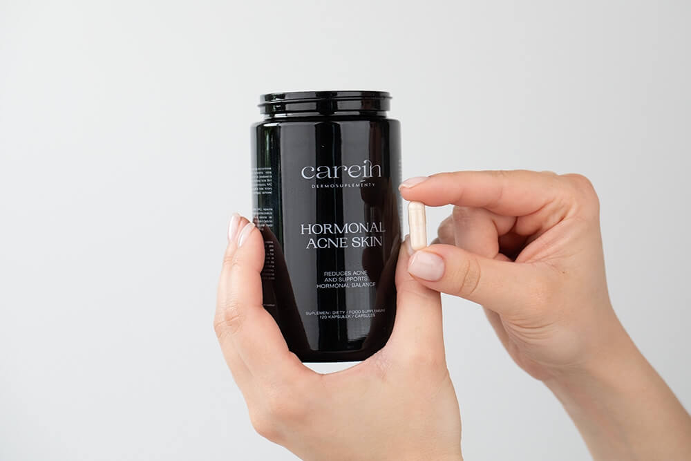 Carein Hormonal Acne Skin Kuracja 30 dni Gładka skóra bez trądziku hormonalnego 120 kaps
