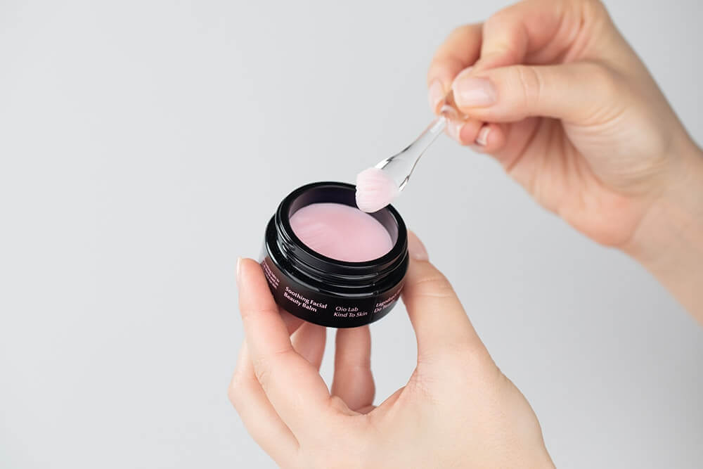 Oio Lab Kind to Skin Łagodzący Balsam do Twarzy 18 g
