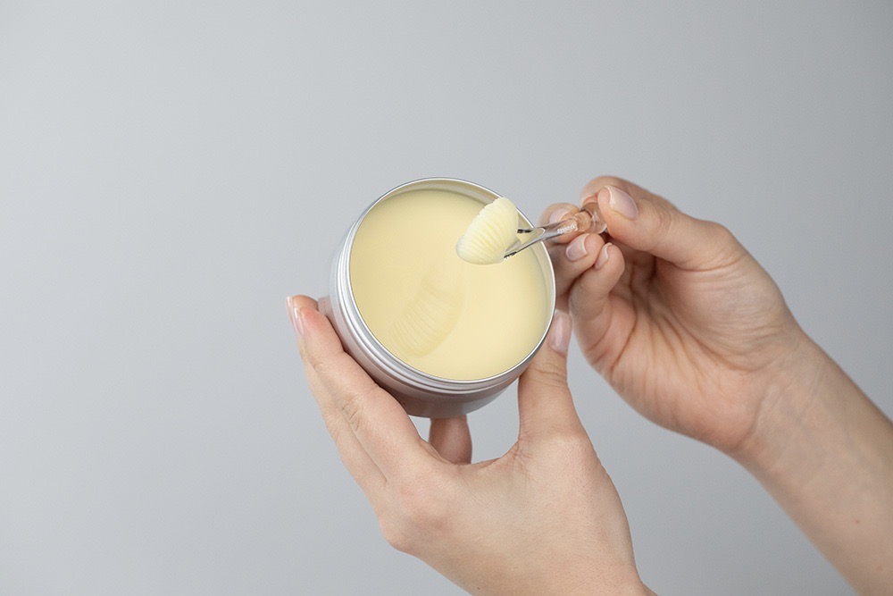 Alba1913 Revitalizing Body Scrub + Rich Body Butter ZESTAW Peeling cukrowy 180 g + Masło do ciała 110 g