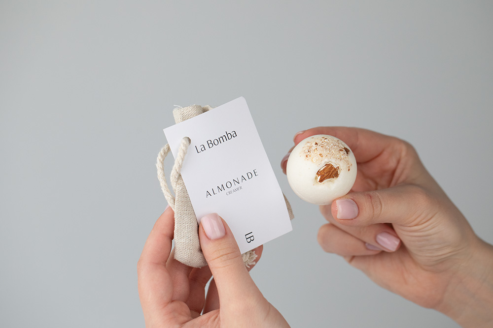 La Bomba Leaf + Seaside + Almonade ZESTAW Kwiaty lipy 1 szt. + Kwiaty bławatka 1 szt. + Migdały 1 szt.