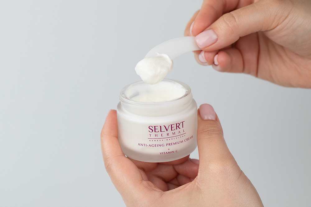 Selvert Thermal Anti Ageing Premium Cream + Gentle Micellar Water ZESTAW Krem z wit. C 50 ml + Woda micelarna 200 ml