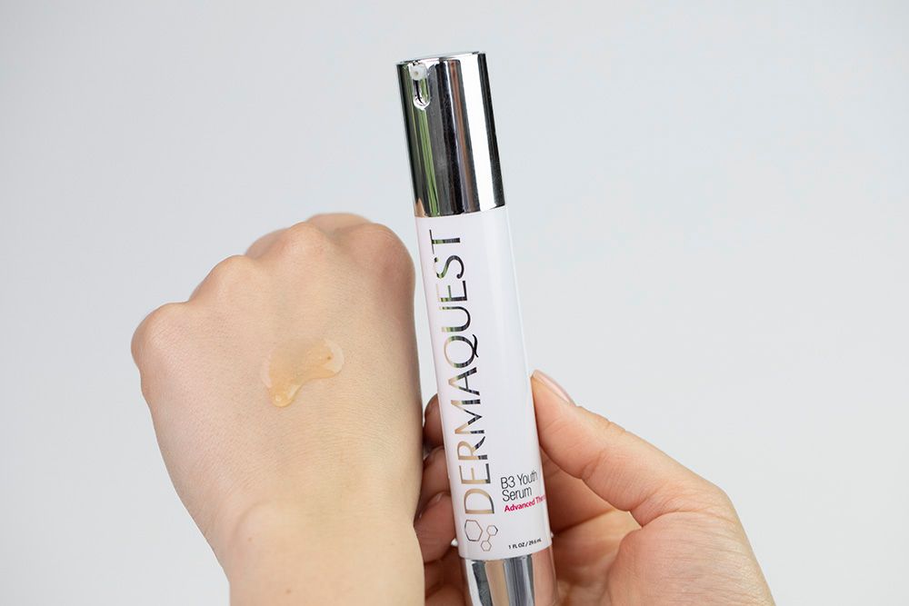 Dermaquest B3 Youth Serum + SkinBrite Cream ZESTAW Odmładzające serum z witaminą B3 30 ml + Przeciwstarzeniowy krem 30 ml + Kosmetyczka