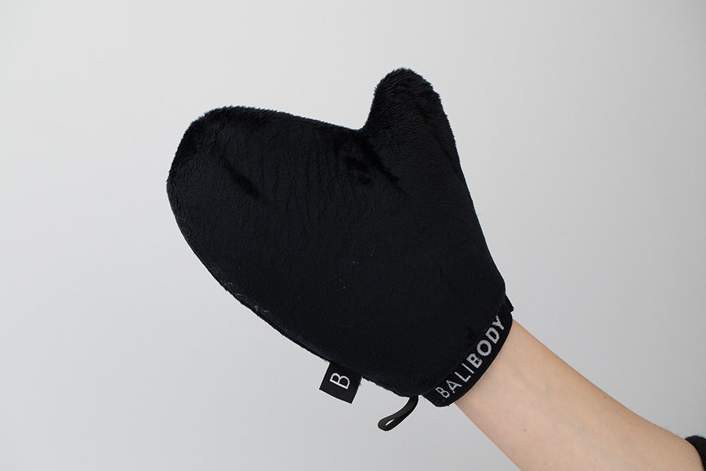 Bali Body Luxe Tanning Mitt Luksusowa rękawica do aplikacji samoopalacza 1 szt