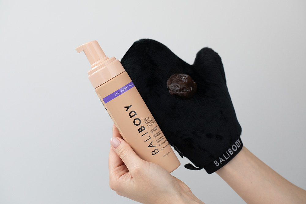 Bali Body Self Tan Mousse Deep Violet Pianka samoopalająca do ciała 200 ml