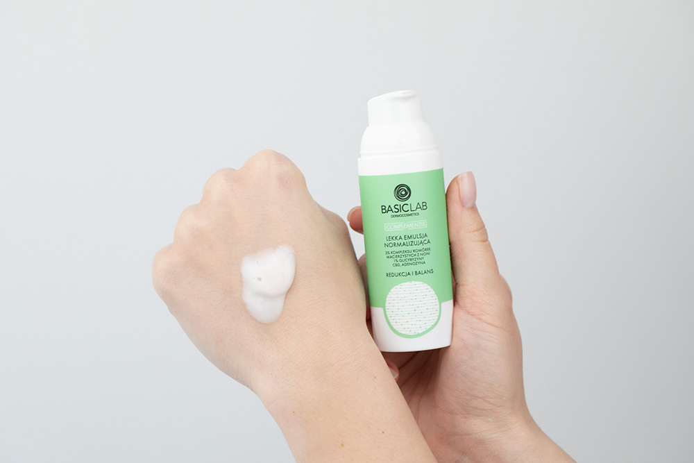 BasicLab Redukcja i Balans Lekka emulsja normalizująca 50 ml