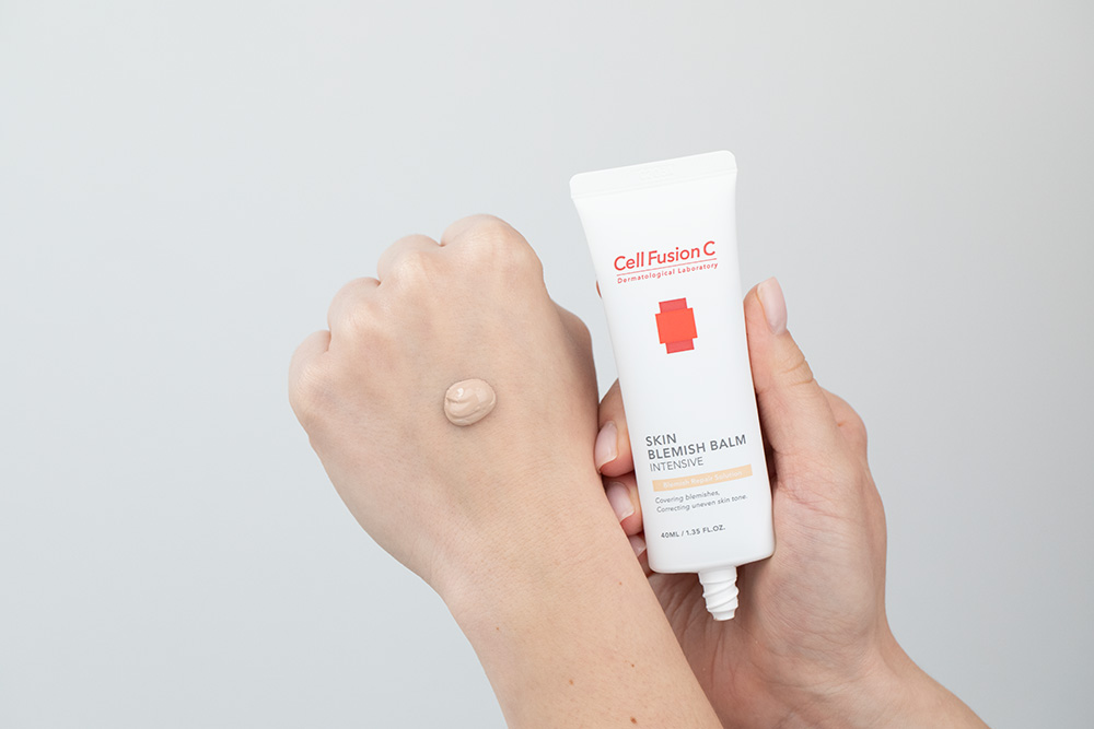 Cell Fusion C Skin Blemish Balm Intensive Fluid rozjaśniająco-regenerujący dla skóry suchej starzejącej się 40 ml