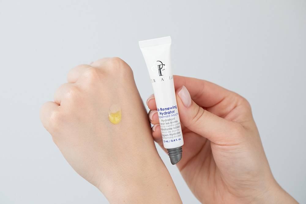 Circadia Lip Renewing Hydrator Regenerujący balsam do ust o aromacie miętowej mokki 12 ml