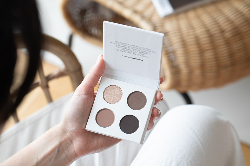 Clare Makeup Creator - 4 Eyeshadows Palette Paleta 4 cieni do powiek (nr 1) 4x1,4 g