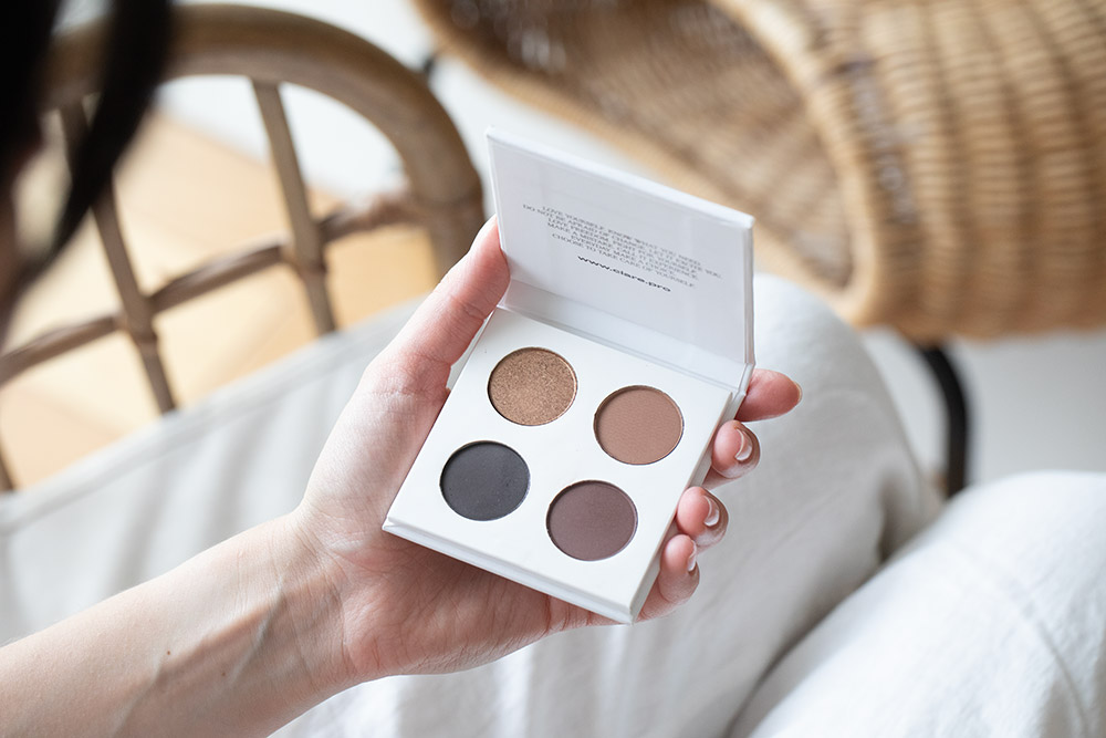Clare Makeup Creator - 4 Eyeshadows Palette Paleta 4 cieni do powiek (nr 2) 4x1,4 g