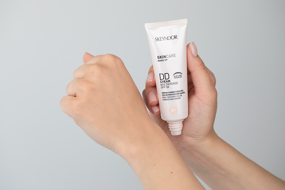 Skeyndor DD Cream SPF 50 Krem DD (kolor 01) 40 ml