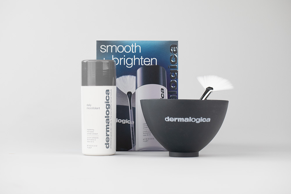 Dermalogica Smooth + Brighten ZESTAW Enzymatyczny puder ryżowy 74 g + Miseczka 1 szt + Pędzelek 1 szt
