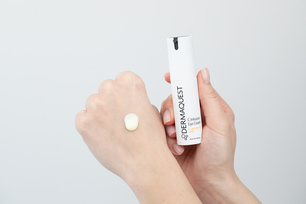 Dermaquest C Infusion Eye Cream Przeciwstarzeniowy krem pod oczy z witaminą C i kwasem hialuronowym 14,8 ml