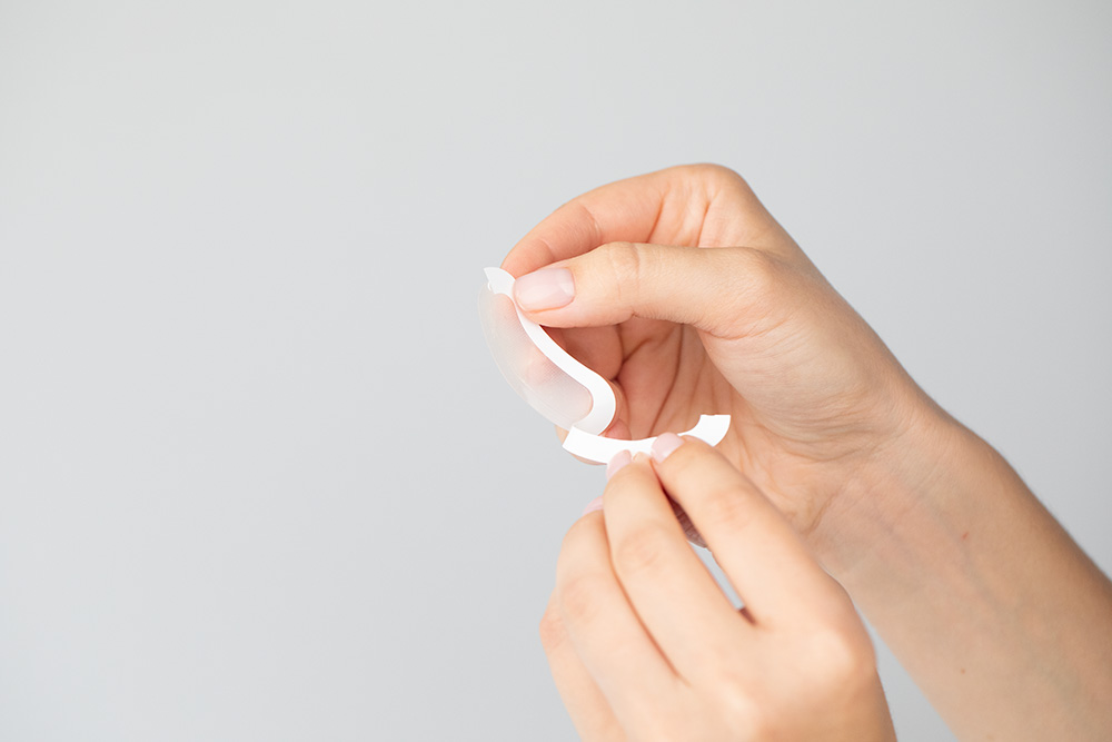 Dermomedica Botox - Like Nanoneedling Patches Mikrorelaksacyjne płatki nanoigłowe o działaniu przeciwzmarszczkowym, napinającym i nawilżającym 1 szt