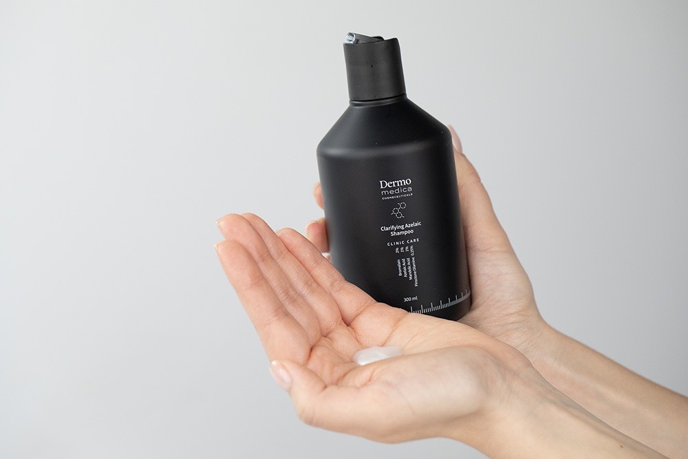 Dermomedica Clarifying Azelaic Shampoo Szampon oczyszczający z kwasem azelainowym, migdałowym i piroktolaminą 300 ml